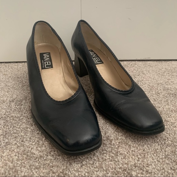 Van Eli Italian Genuine Handmade Leather Heels - Picture 1 of 6